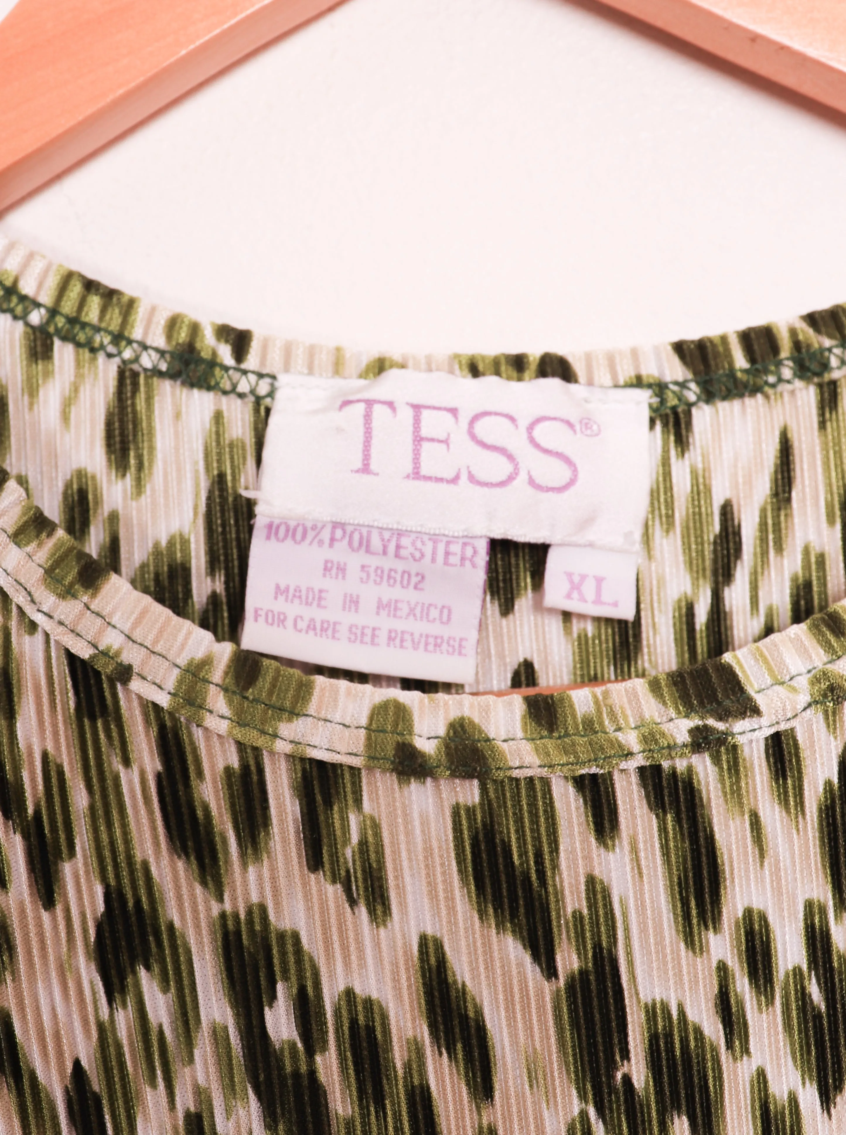 90s Tess Green Flowy Polyester top