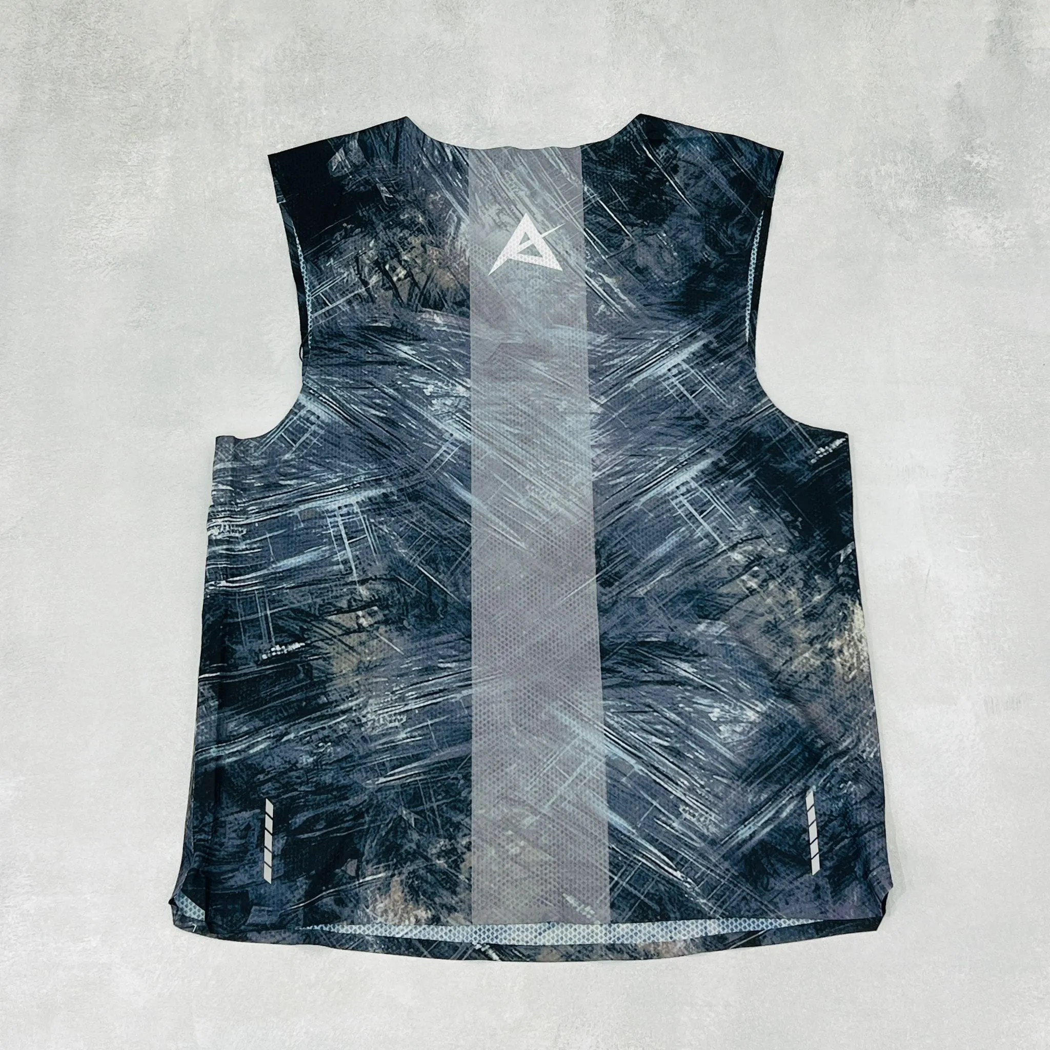 AKIV Ultralight Tank Top Unisex | Moon Graffiti