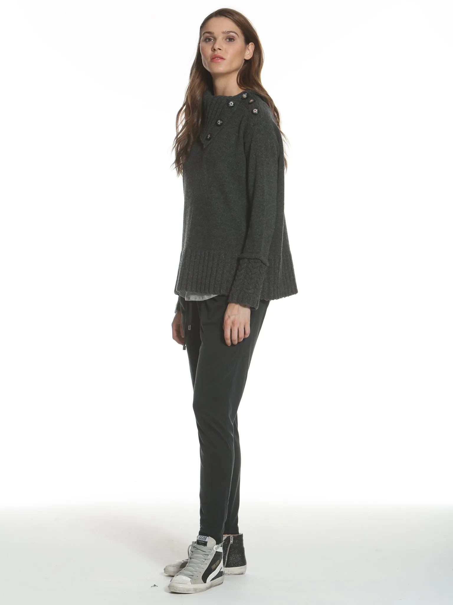 Cable Cuff Button Neck - Charcoal