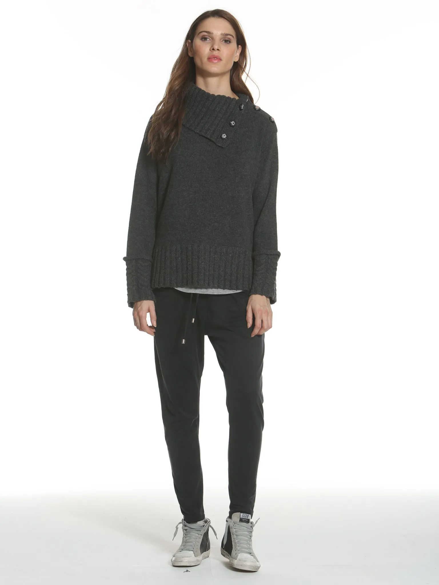 Cable Cuff Button Neck - Charcoal