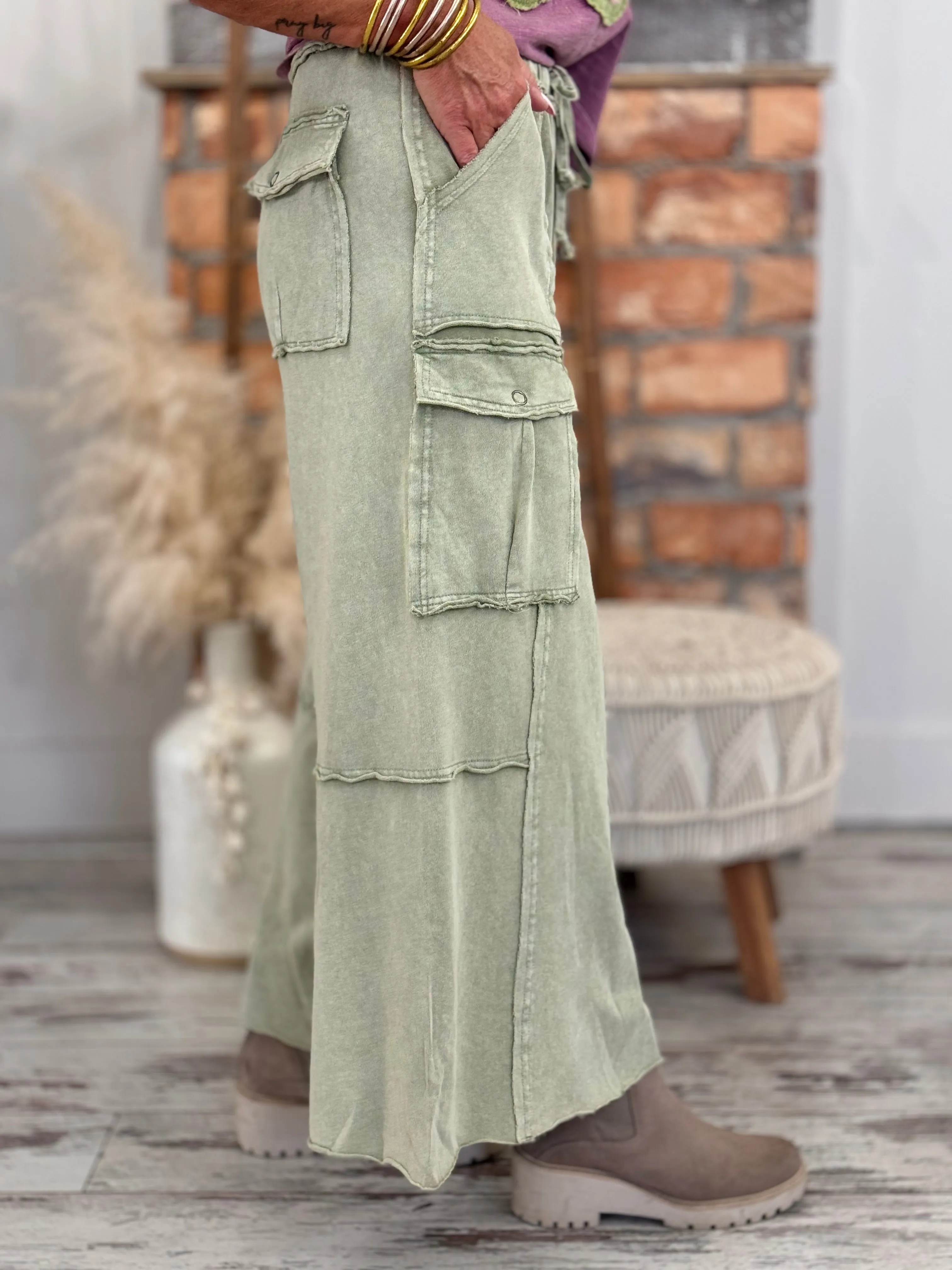 Reverse Stitch Cargo Wide Leg Pants in Sage